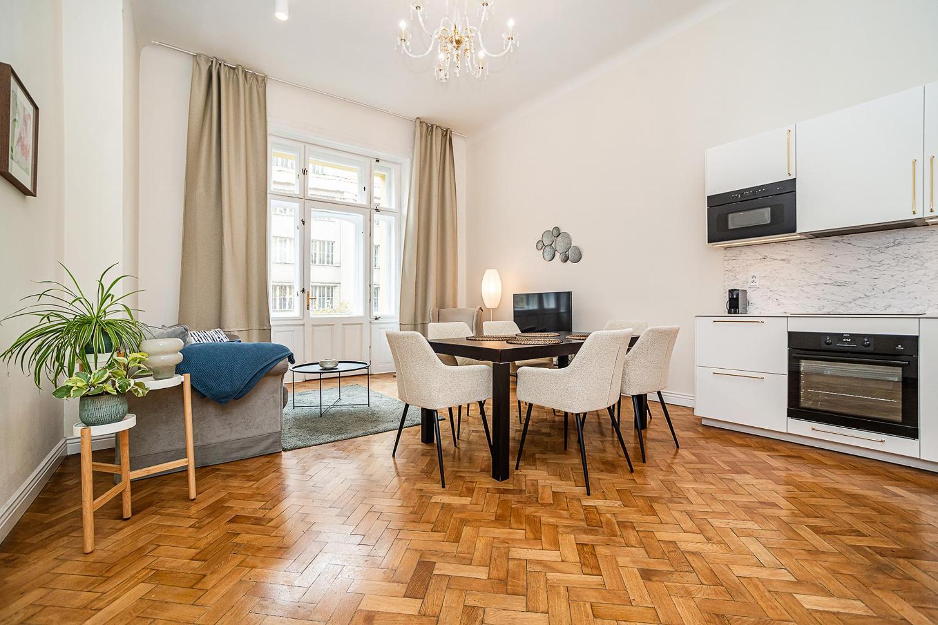 Apartment Bright With Terrace *